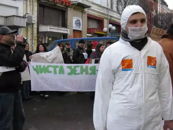 Анти ГМО призив и екологично чисти зеленчуци ще връчат еколози на областния управител на Варна