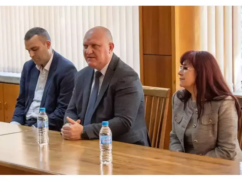 Министърът на образованието и науката, проф. д-р Галин Цоков, посети Технически университет – Варна