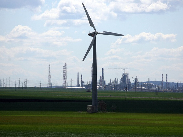 Протест срещу ветропарковете