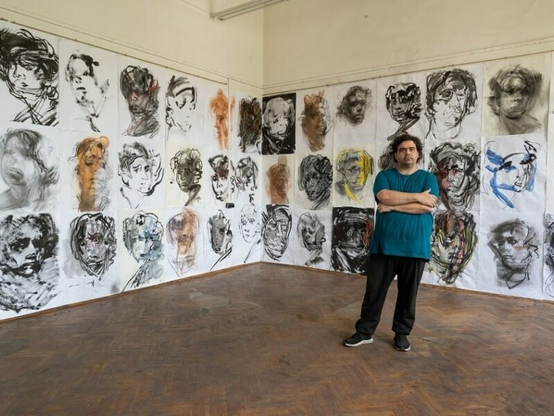 Изложба с дипломни работи на студенти