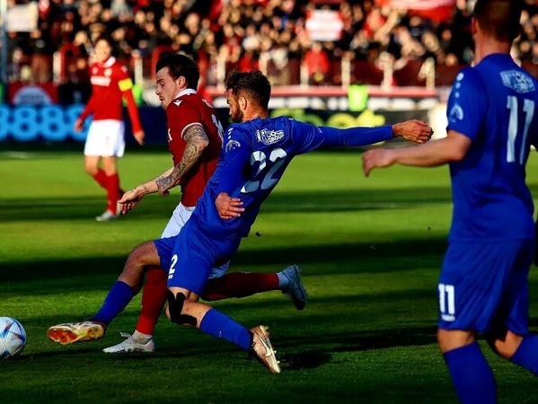 Домакинско поражение за „Спартак“