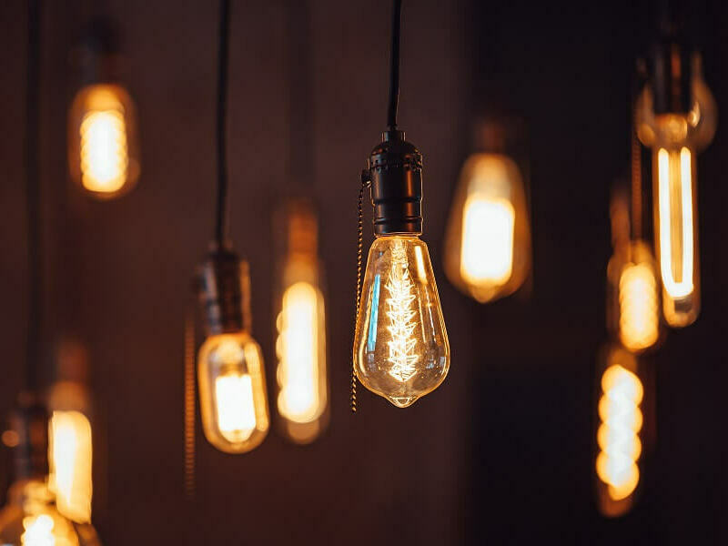 Токът за бита в Североизтока поскъпва с 2,52%