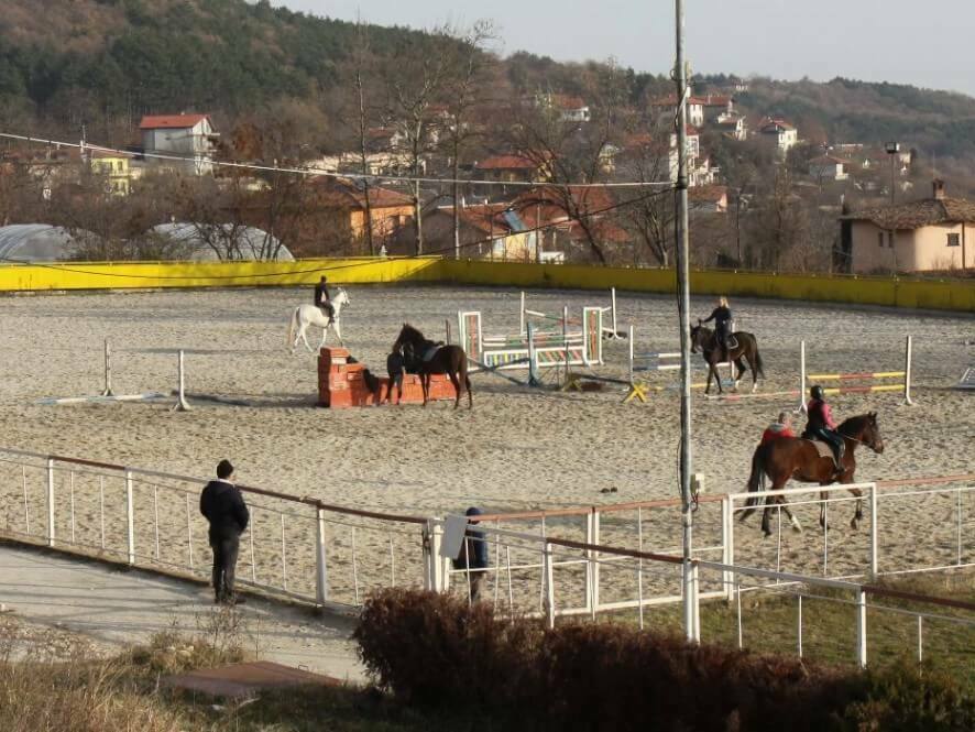 Конно шоу за Тодоровден