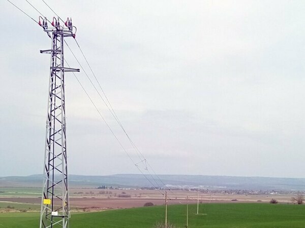 Обновиха въздушната мрежа на село Царевци