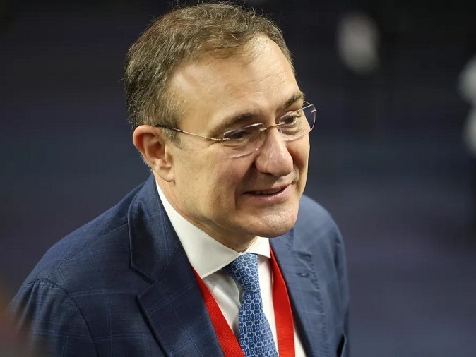 Министър на среща с ученици и студенти