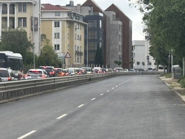 Пускат движението по бул. „Княз Борис I“