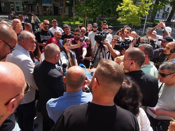 Разследват смъртта на мъж, отведен в психиатрия