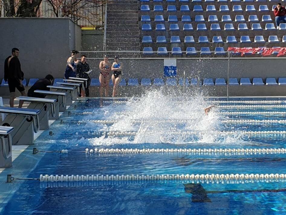 Безплатен достъп до спортни обекти