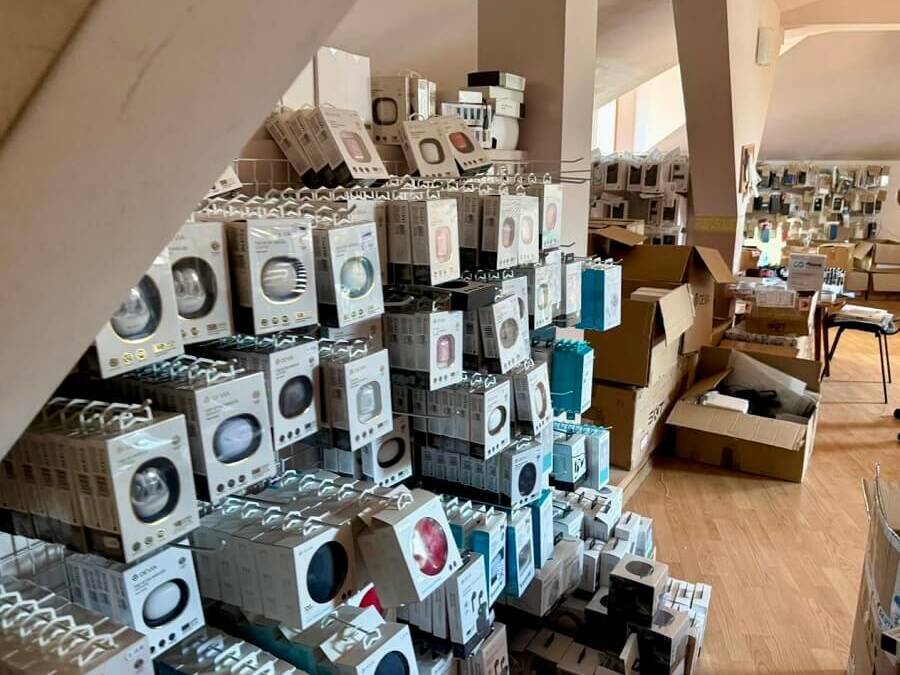 Разкриха група за данъчни измами