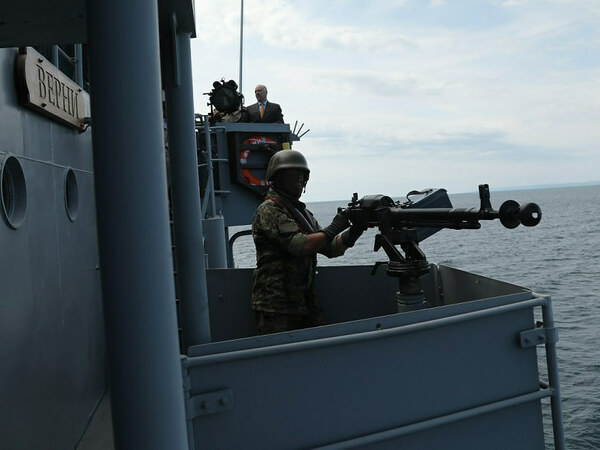 Премиерът във Варна: Започва ускорена модернизация на армията