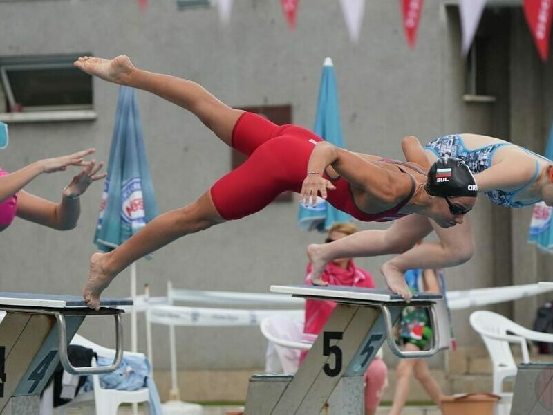 Дебют за Тея Николова на световно първенство