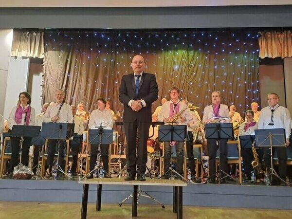 Германски духов оркестър с безплатен концерт на открито