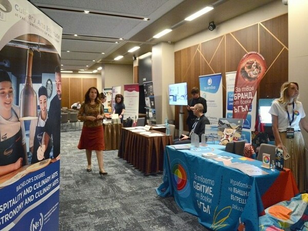 Над 4,8 млн. нощувки от началото на годината