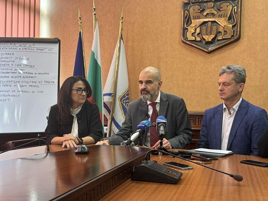 Кметът ще изпълнява функциите си от ареста