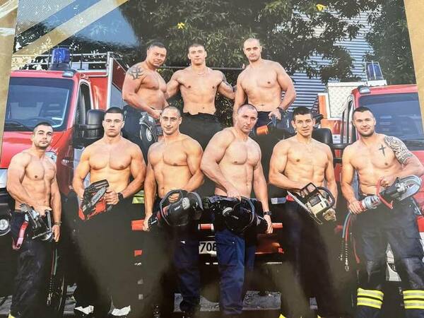 Варненски огнеборци в благотворителен календар