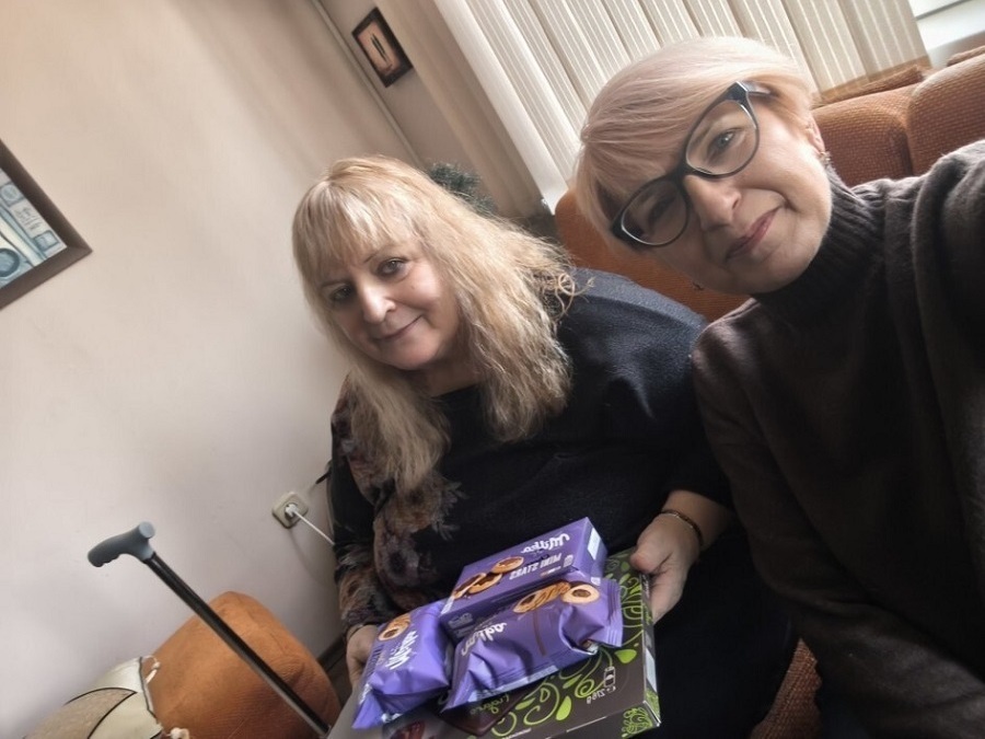 Сладки дарове за 2900 потребители на социални услуги