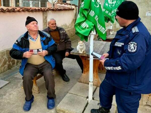 Полицията при хората заради еврото