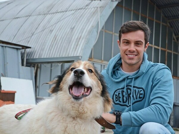 Филип Буков с призив за осиновяване на бездомничета