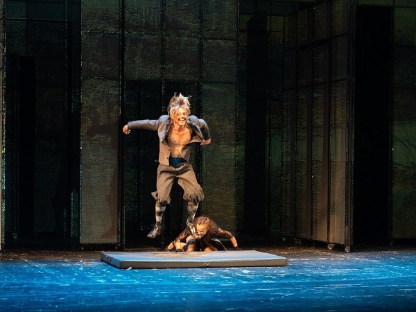 Две номинации ИКАР за варненския театър