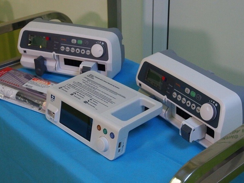 Дарение за две отделения в МБАЛ „Св. Анна“