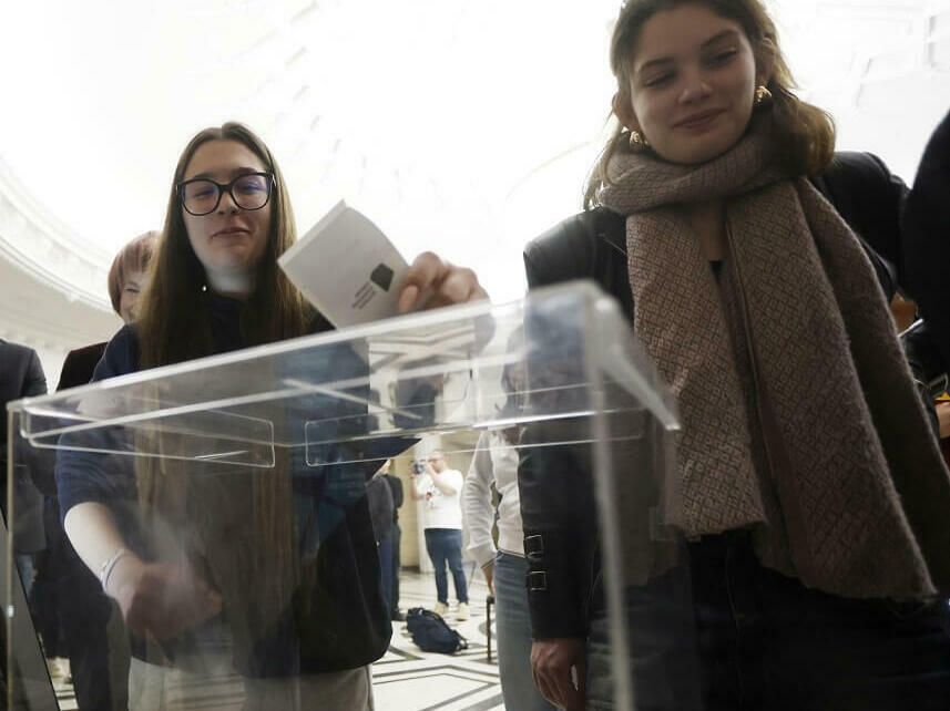 Гласуваме за 52-рото Народно събрание