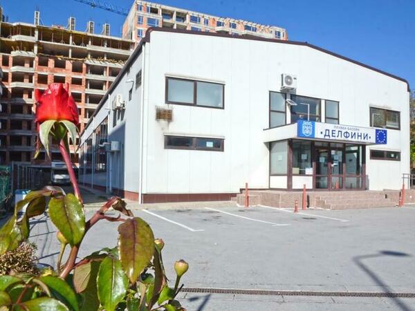 Начално обучение по плуване за деца