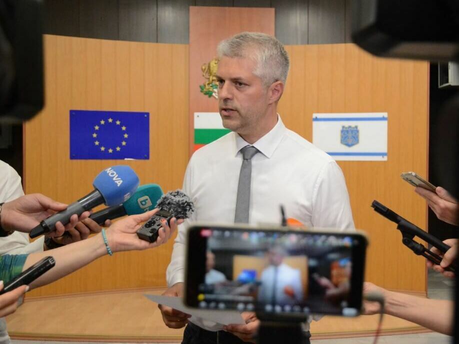 Уволнения след скандала с незаконните строежи