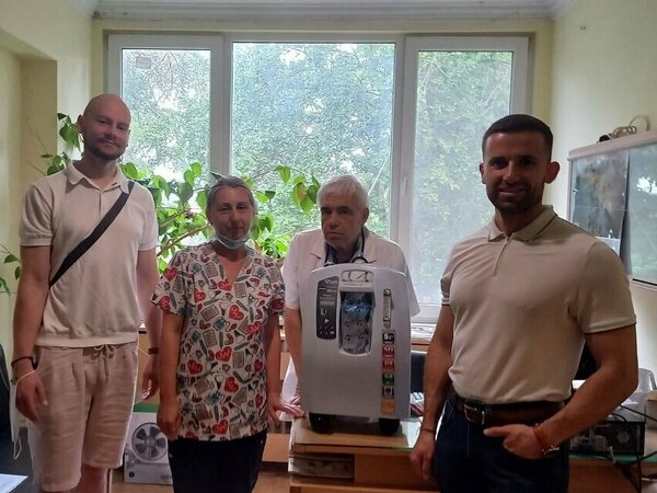 Ротарианци с дарение за Белодробната болница